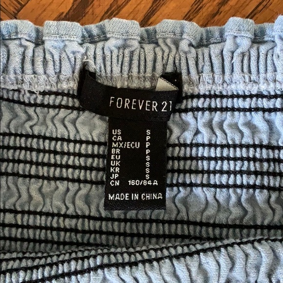 Forever 21 crop top - Picture 2 of 3